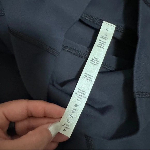 🆕💙Lululemon Make a Move Tight - Inkwell - Picture 11 of 14